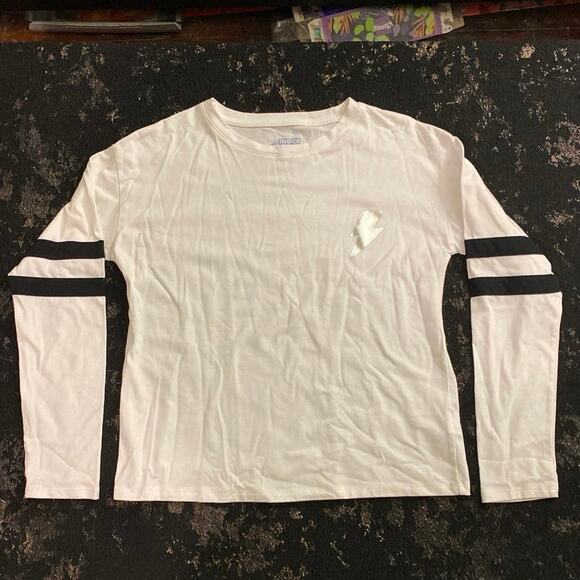 More Than Magic Shirt Lightning Bolt Large 10/12 Girls/Juniors White Black - Picture 2 of 9
